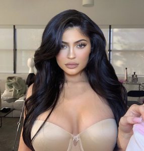Kylie jenner hot & sexy Look